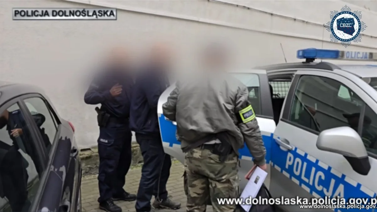 Гражданин России, обвинённый в шпионаже в Нижней Силезии. Он сфотографировал железную дорогу, были найдены сотни тысяч документов (Фото)